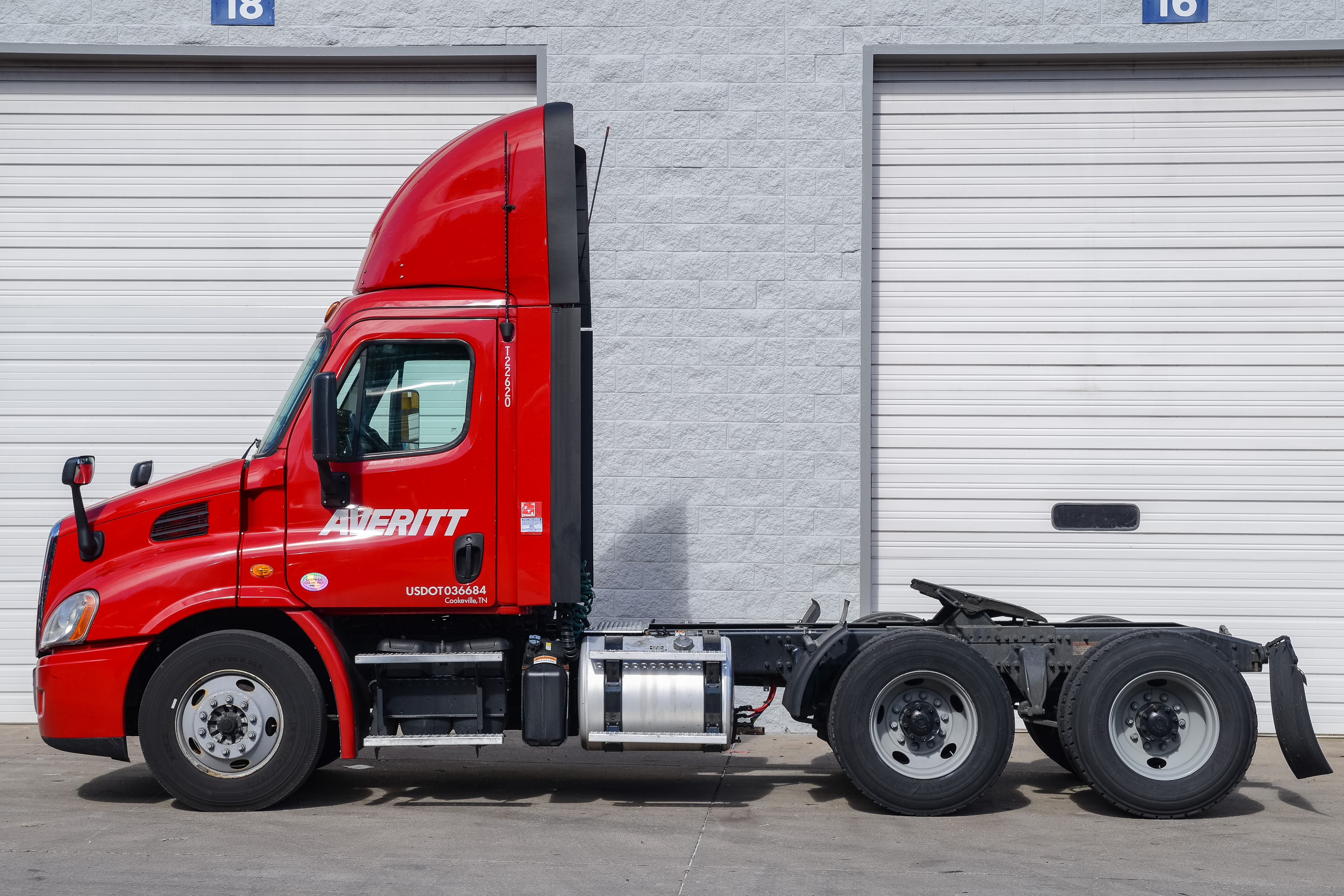 Freightliner Day Cab