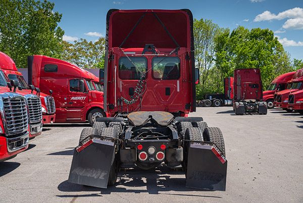 Freightliner Day Cab