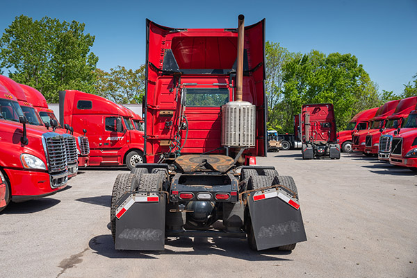 Volvo Day Cab