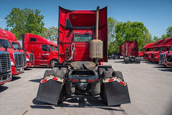Volvo Day Cab