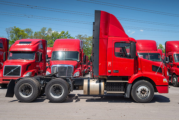 Volvo Day Cab