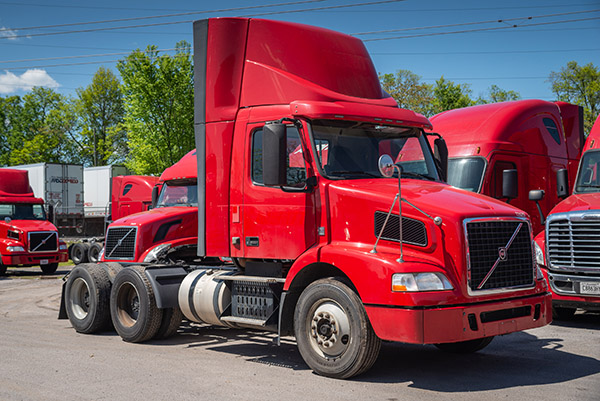 Volvo Day Cab